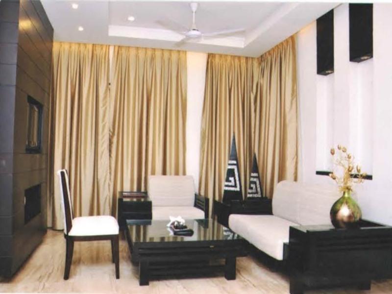 Hotel Vipul Grand Гургаон Екстериор снимка